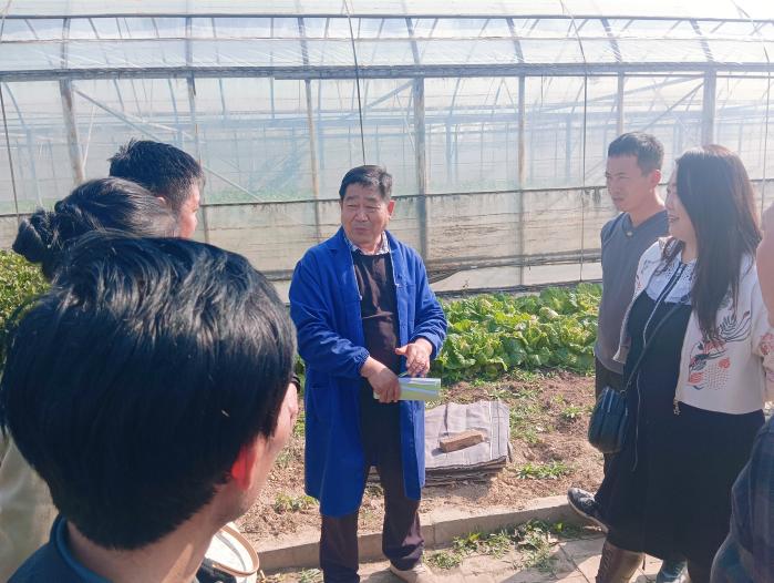 吳起縣高素質(zhì)農(nóng)民赴楊凌農(nóng)高會(huì) 汲取智慧，照亮農(nóng)業(yè)發(fā)展之路